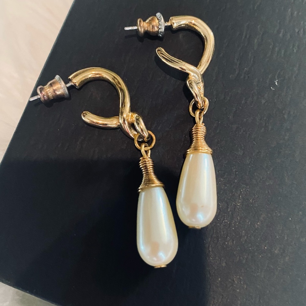 Vintage Gold and Pearl Drop Earrings